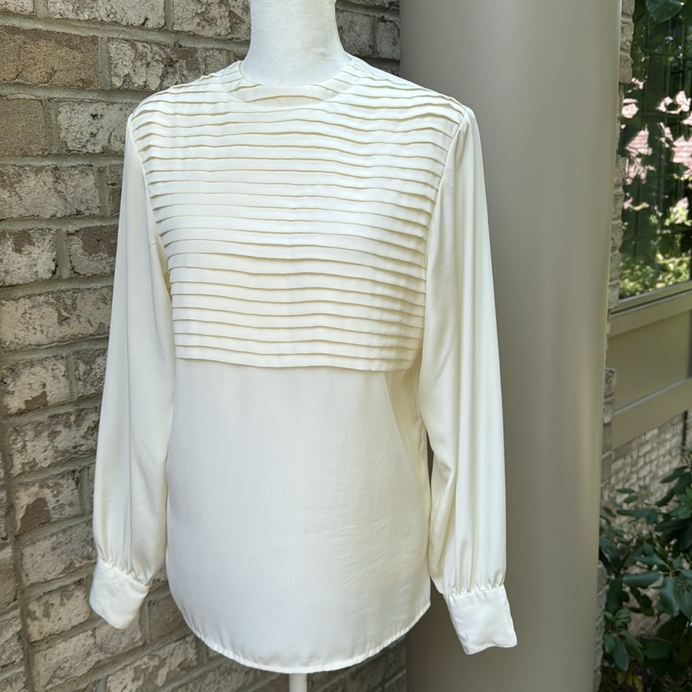 Vintage Soft Ivory Cream Tie Front Blouse - 8 Petite - Picture 9 of 14